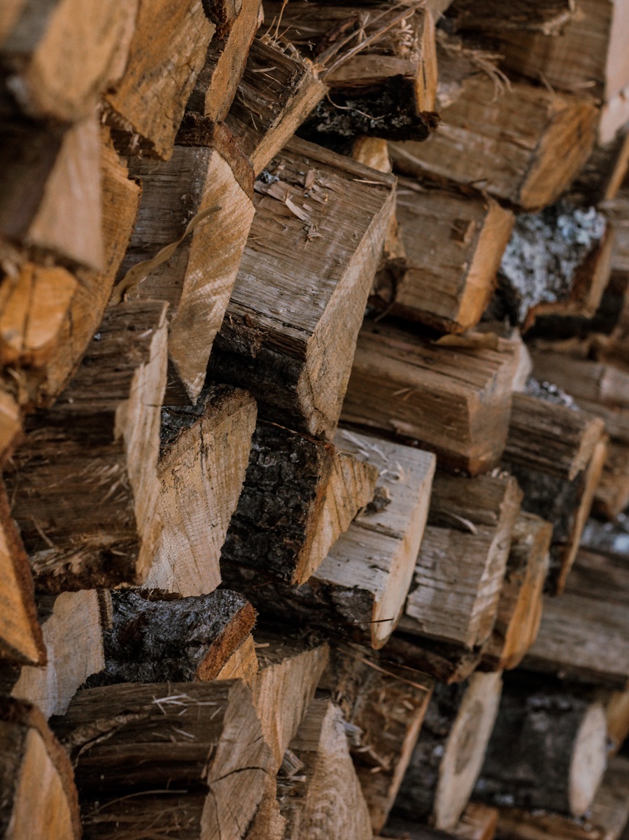 Wood as one of the five elements of Chinese wisdom.