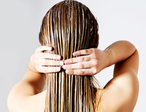 Kokosöl im Haar: das beste Öl für gesundes Haar